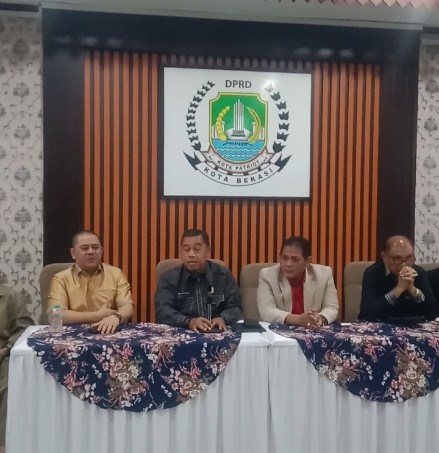 Marwah Lembaga Dipertaruhkan BK DPRD Kota Bekasi Upayakan Dua Anggota Berseteru Damai, Namun Gagal Sepakat