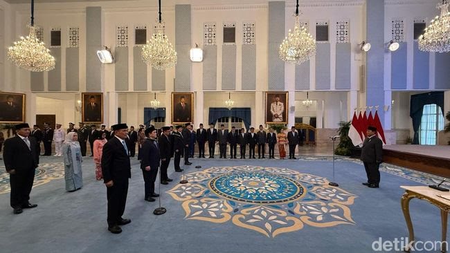 Sebelas Pejabat di Kabinet Merah Putih Resmi Dilantik Prabowo di Istana Negara