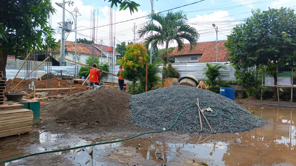 Proyek Pembangunan Rombel SDN Cikiwul II, Senilai 2,2 Miliar Diduga Minim Pengawasan